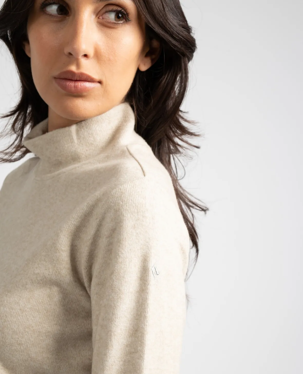 Sun Valley Delima Sable New