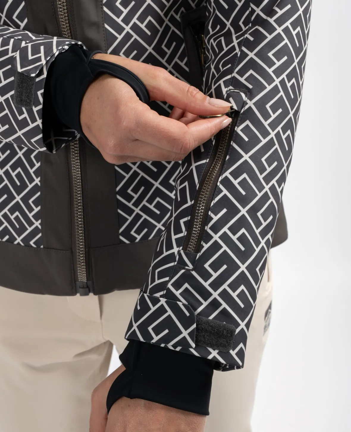 Sun Valley Kholl Caviar Outlet