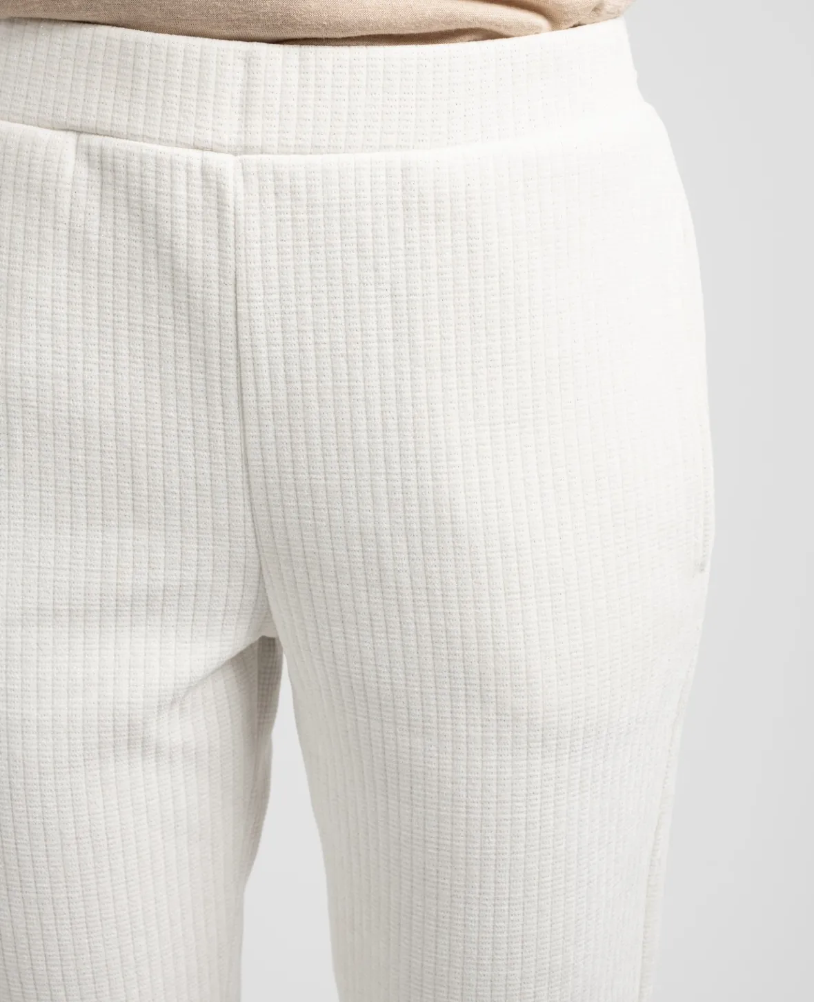 Sun Valley Vaara Ecru Hot