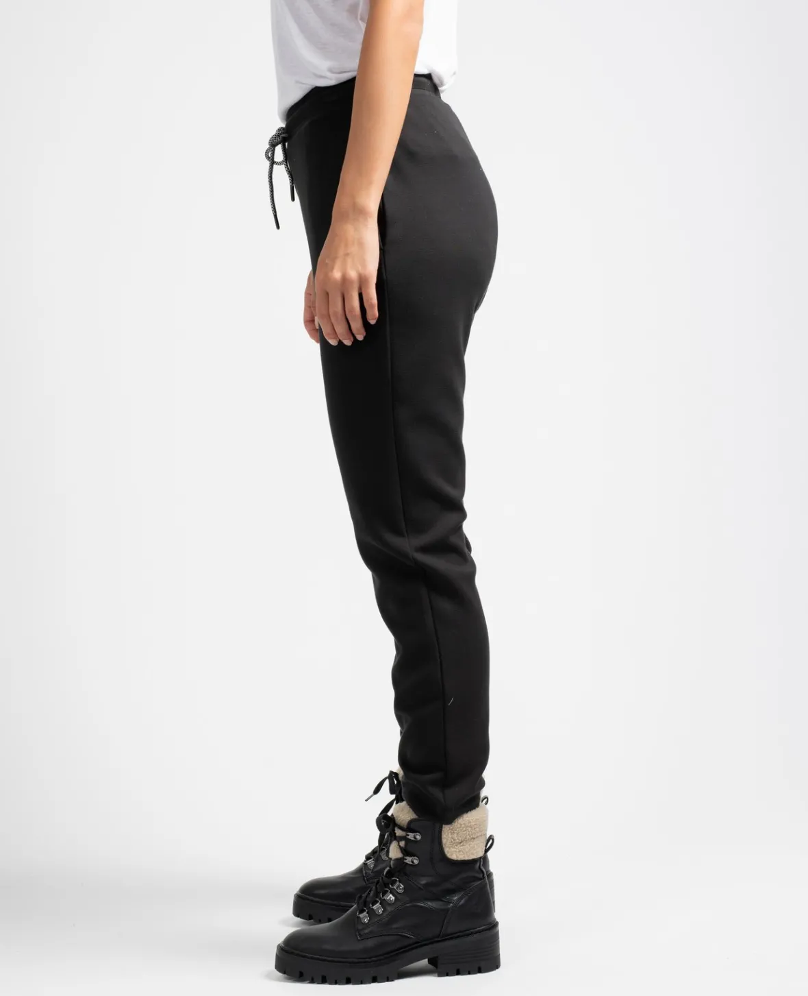 Sun Valley Veele Noir Store